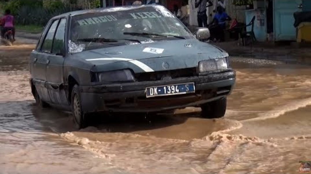 Sénégal, la tête hors de